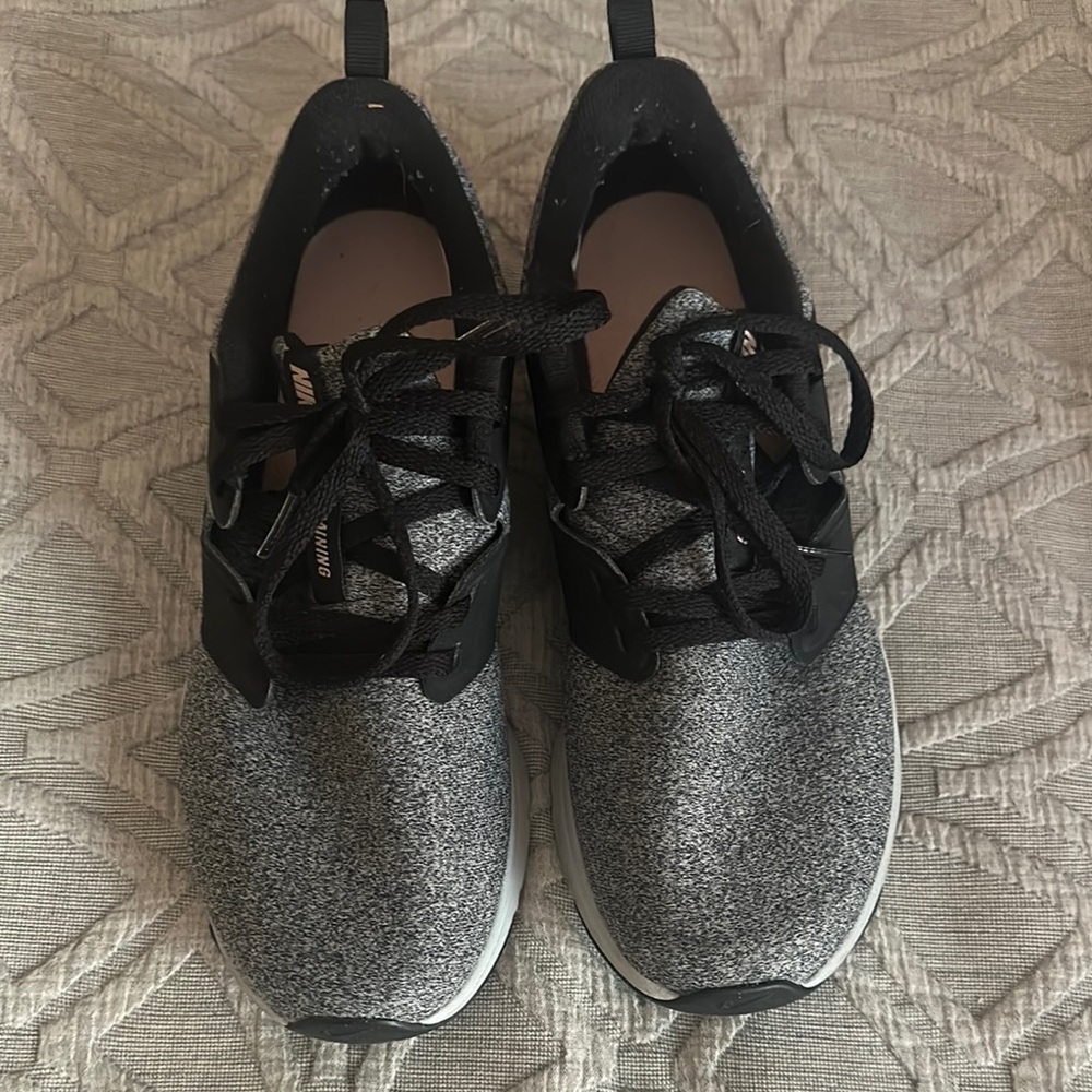 Nike Black and Gray Sneakers with Athletic Style